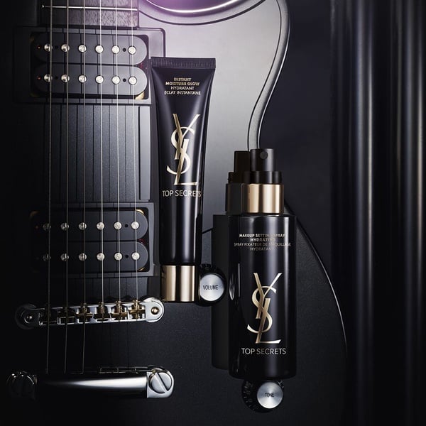 YSL 「用噴的定妝蜜粉」2／22上市——永遠都像剛完妝一樣漂亮！