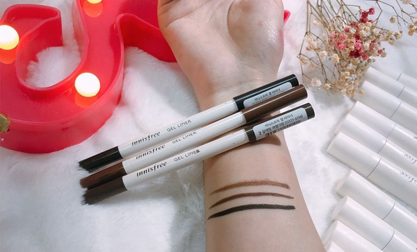 innisfree 果漾四季蜜唇萃，一次12色，一年的顏色姐都包了！