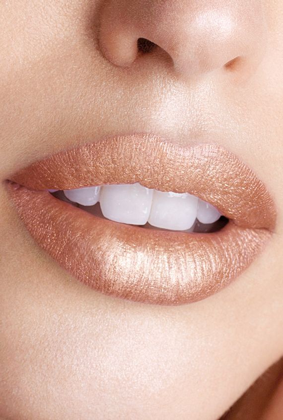 Maybelline「極綻色金屬霧光唇膏」一支5用打造全臉妝容！