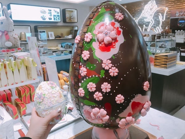 GODIVA門市「超巨大復活彩蛋」限定登場！編帶你搶先看製作過程