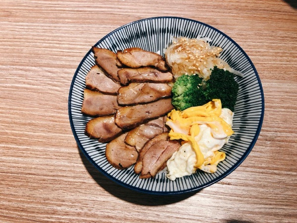 投幣式餐廳全台總推薦！自己手沖玫瑰牛肉太療癒！