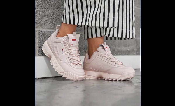 FILA跟上老爹鞋復古風推新品！Balenciaga、LV、Nike老爹鞋美到沒人敢說醜