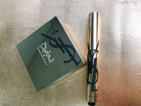 YSL經典Logo黑色噴砂限量版！最美蕾絲氣墊+明采筆3/25開搶！