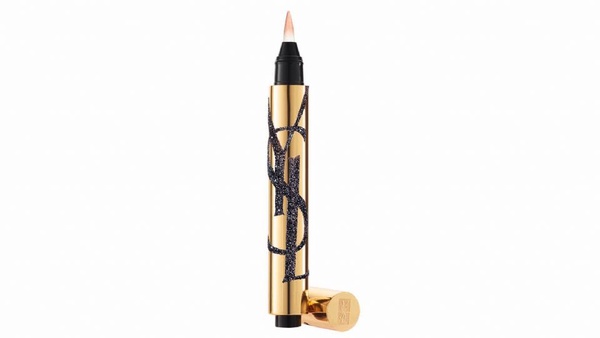 YSL經典Logo黑色噴砂限量版！最美蕾絲氣墊+明采筆3/25開搶！