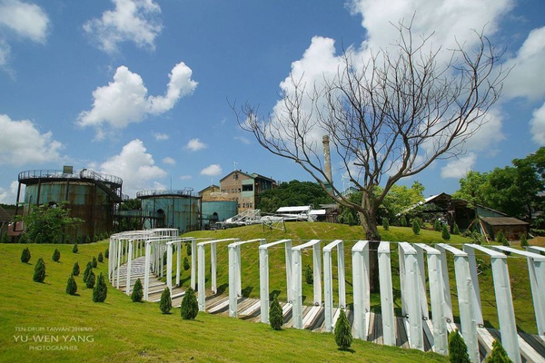 連假必去！「十鼓文創園區」大人版遊樂園，刺激設施還能拍秘境