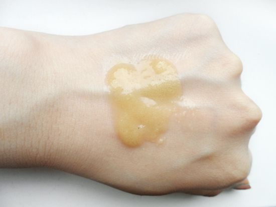 10款PTT、迪卡好評如潮「磨砂膏」！背痘肌、敏感肌、乾肌推薦指南
