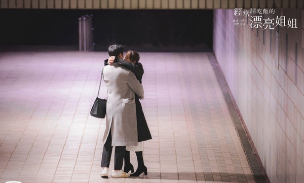 《漂亮姐姐》背後秘辛大公開！故事原型取自「宋宋CP」、男女主角本人跟戲裡一樣閃！