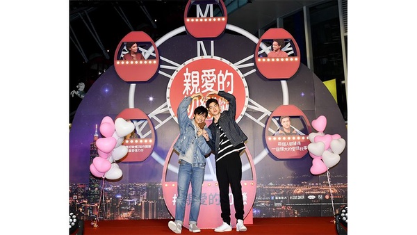 《親愛的初戀》浪漫BL校園初戀！李佳薇獻唱主題曲〈你是我的〉，暖心歌詞超感人！