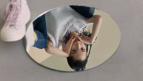 歐陽娜娜、張藝興詮釋Converse Chuck ‘70系列！用「細節」創作！