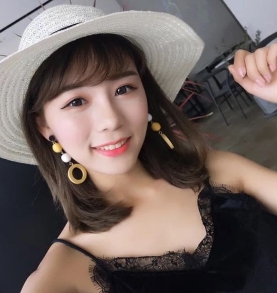 2018春夏必備「小臉耳環」大盤點！這幾個元素有，就是夠時髦