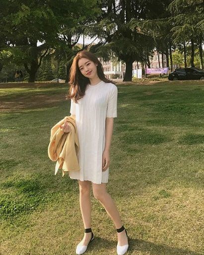 孫藝珍、高俊熙、泫雅都在穿涼鞋！小隻女必備厚底增高！