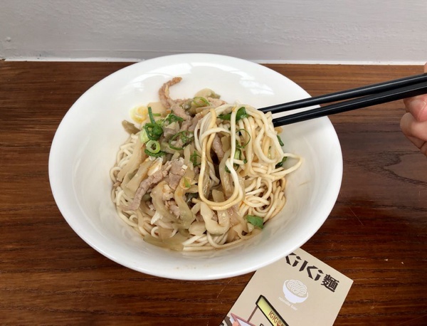 拌麵大戰開打預備備，台北拌麵飄香