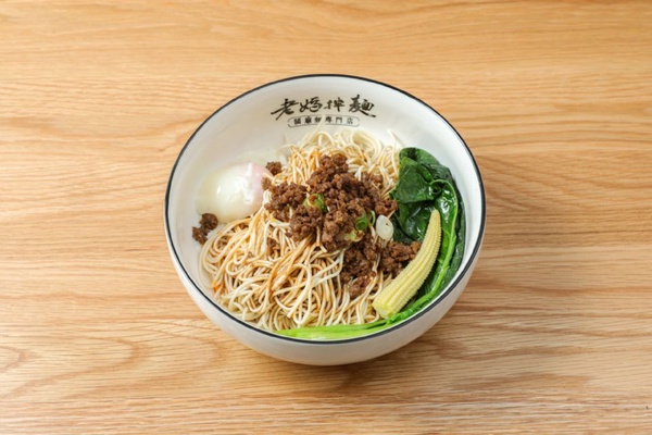 拌麵大戰開打預備備，台北拌麵飄香