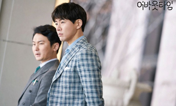 李聖經李相侖《想暫停的瞬間：About Time》四支預告釋出！韓版《鐘點站》奇幻設定惹期待！