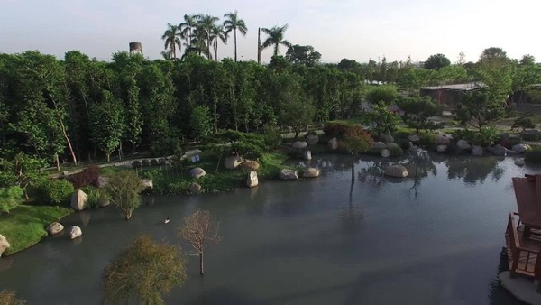 雲林必玩推薦！「台版兼六園」免費入場、還有IG洗版彩虹步道