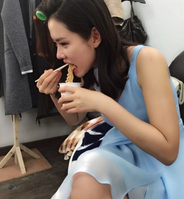 漂亮姊姊「越吃越年輕」飲食清單特搜!李心潔、張韶涵素顏好氣色全靠「它」
