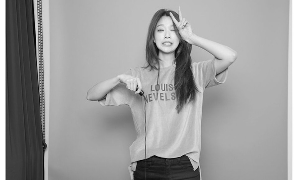 想拍美美沙龍照卻怕尷尬？韓星最愛超夯自助式照相館，不用攝影師也可以拍得很有質感！