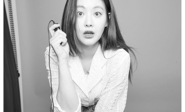想拍美美沙龍照卻怕尷尬？韓星最愛超夯自助式照相館，不用攝影師也可以拍得很有質感！