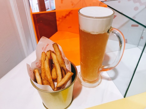 Dazzling Café東區全新概念店！超美霓虹燈IG打卡，羅志祥設計的餐點是它
