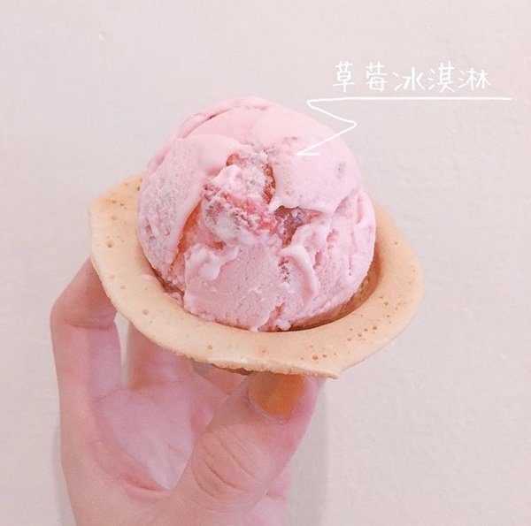紅豆餅好吃到連馬英九都打包，夏日冰淇淋紅豆餅大收集！