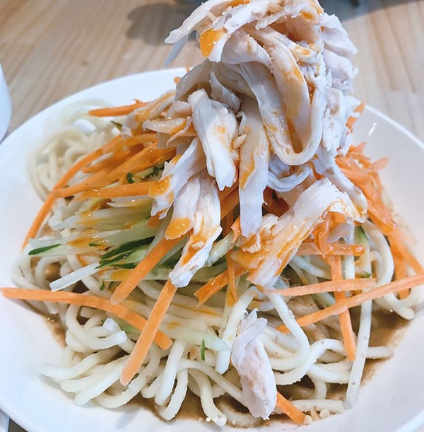 全台精選6家質感、特色涼麵店推薦！有冷氣又新潮網友大推，還有搖搖杯涼麵超特別
