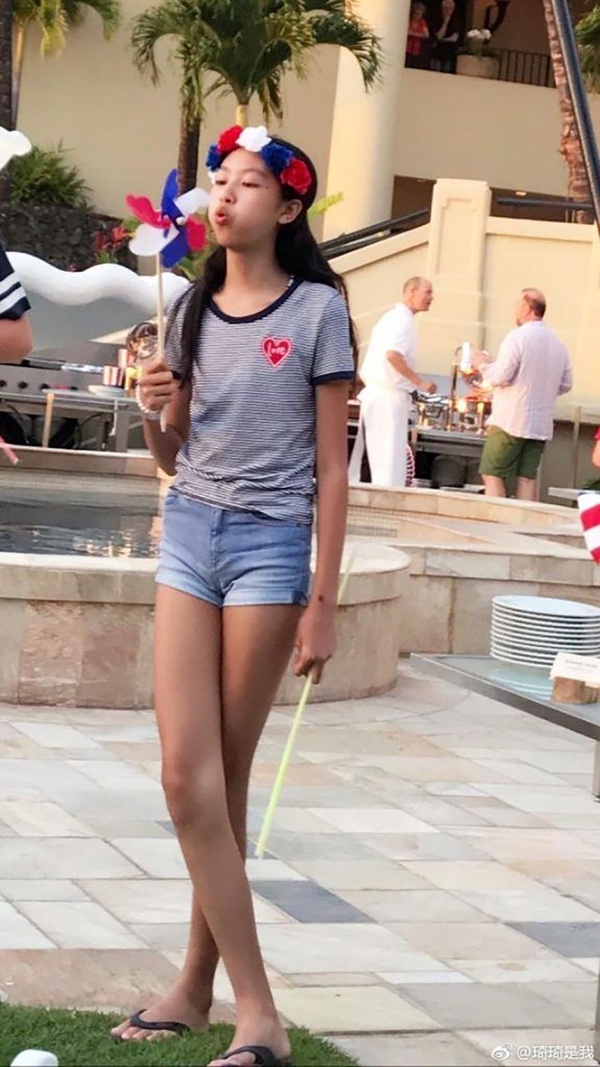 木村拓哉15歲二女兒出道，首度「正臉曝光」上封面！還有這些年紀小大長腿星二代