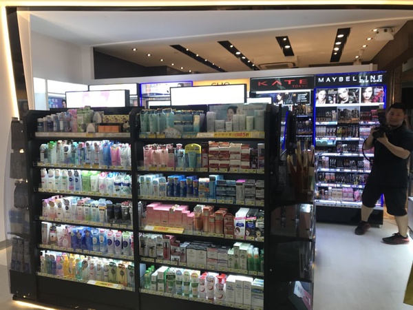 《K˙Seren》統一全新美妝品牌!7-11複合店就在板橋車站，美妝購物新體驗
