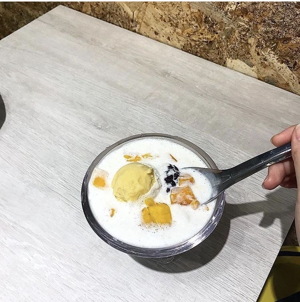 港式甜點給甜點控更多選擇，料好又實在的港味攻佔你的味蕾，讓你夏天除了吃冰還有其他選擇！