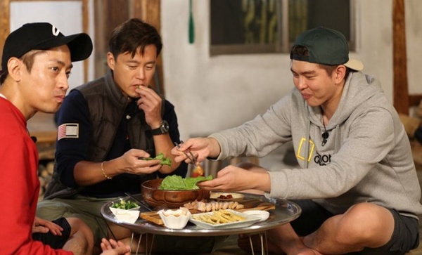 天啊你們腫麼了！？盤點四位一夕＂變超巨大＂的崩壞偶像！