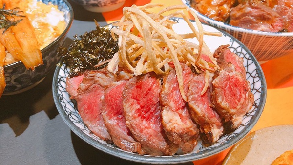 地表最強燒肉丼「開丼」推出五道夏季人氣新菜，其中最狂的這道你一定不能錯過！