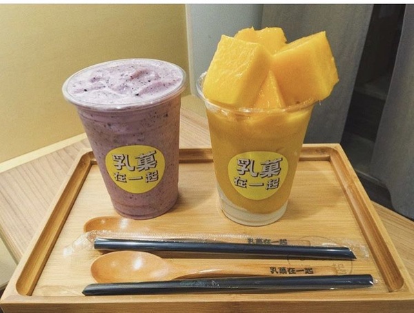 輕食系夏日果昔華麗登場，就是要讓你拍照拍不停，超吸睛果昔大公開！