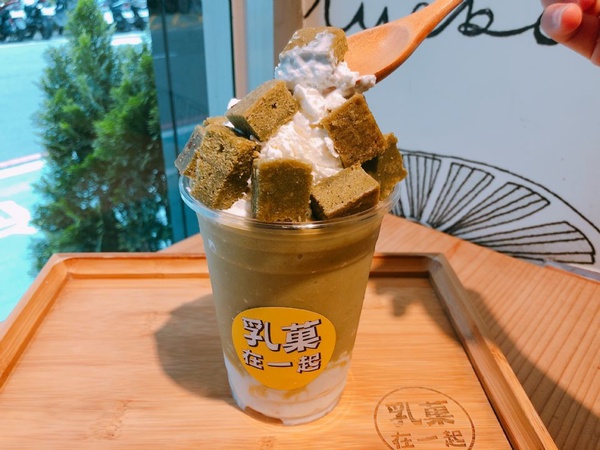 輕食系夏日果昔華麗登場，就是要讓你拍照拍不停，超吸睛果昔大公開！