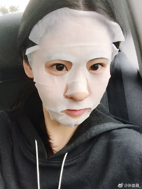 女星「抗痘方法及愛用品」公開！歐陽娜娜、張韶涵抗痘好物推薦！