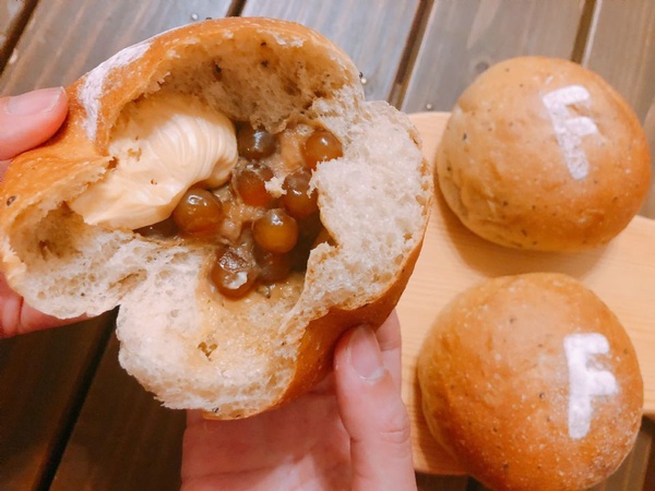 珍珠控、麵包控快點來集合了！快把這些珍珠麵包收進名單，珍珠加上麵包這麼完美的結合你絕對不會想錯過