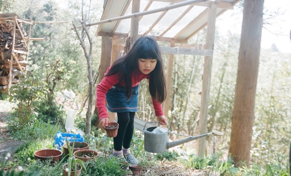 還記得『未來醬』嗎？當年淘氣的她，現在竟已是位11歲的空靈美少女了！