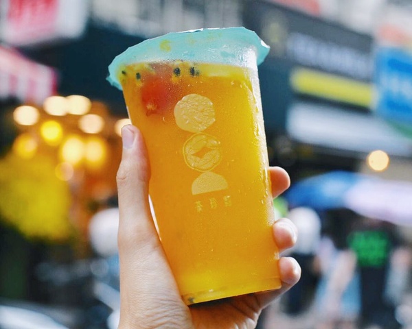 新飲料品牌登場，以珍珠為主打、氣泡茶、古早味飲品大變身，每一家都想喝啊~