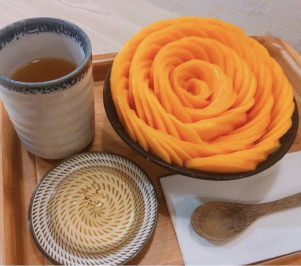 今夏芒果冰品推薦店家都在這，夠吸睛才敢賣給你，尤其是第三家的芒果滿到都要掉出來了！