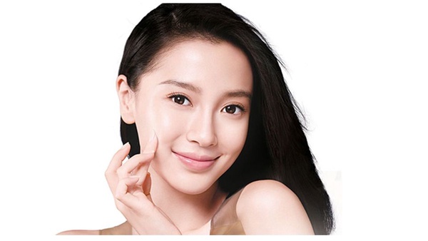 防曬努力擦、海邊用防水的，還是曬黑了?原來補擦防曬、選擇防曬有些小技巧！
