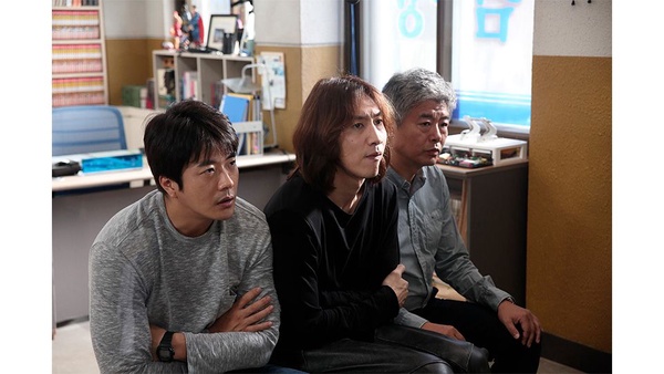 性格男星權相佑、最紅綠葉成東鎰二度攜手破案！ 長頸鹿李光洙睽違三年主演電影《妙探事務所》