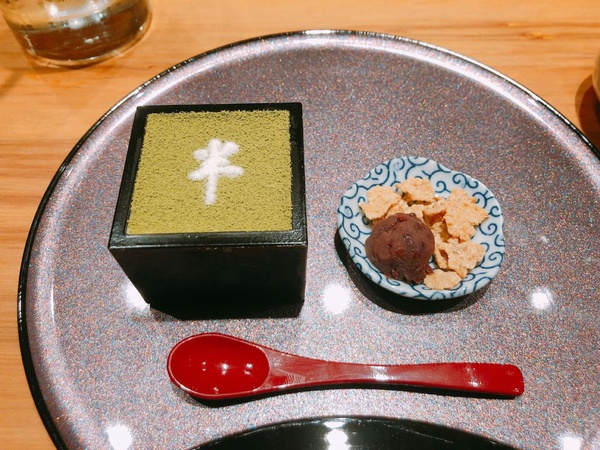 「つじ半(TSUJIHAN)」東京超人氣海鮮丼品牌登台，海鮮丼這三天竟然半價！海鮮控們千萬別錯過！