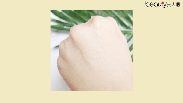 穩定膚況就靠它！透明身好仙，24HR保濕力席捲日韓妞