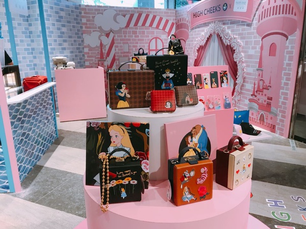 HIGH CHEEKS《POP STORE》7/16快閃台北！不限金額送打卡名店「Blue Box」夢幻冰淇淋