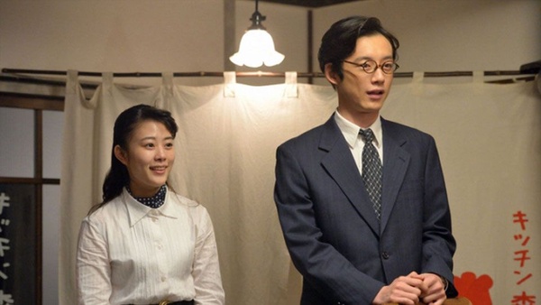 坂口健太郎死會！擄獲男神心的高畑充希究竟有什麼迷人魅力？