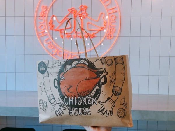 台灣手扒雞始祖香雞城二號店即將開幕，必吃的美味餐點都在這裡～