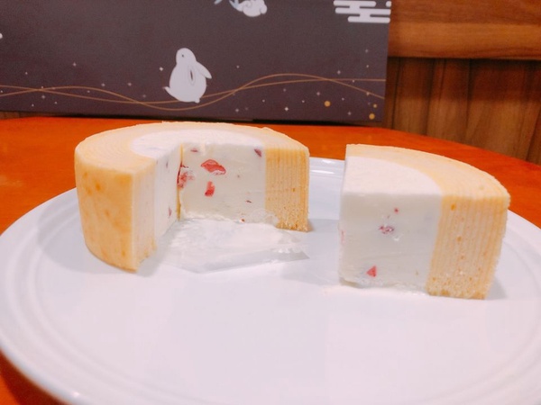 COLD STONE把蛋黃哥化身月兔，推超萌中秋禮盒，即日起開搶啦