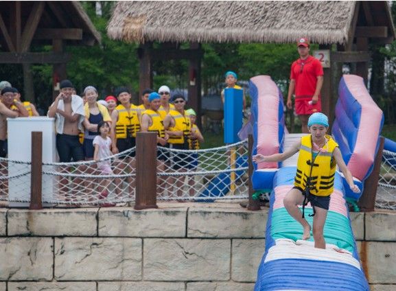 全台夏日水樂園暑假優惠、新設施盤點！暑假都放一半了，還沒到水樂園報到嗎？！