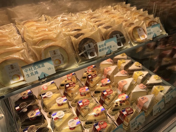 7-11全新烘焙複合店！自助門市多選擇，聖娜、多拿滋、貝洛邦都買得到