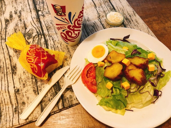 肯德基飽足系沙拉限時限量推出，三種口味任你選，今年夏天吃輕食不用餓肚子