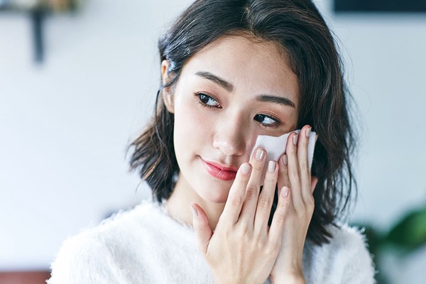 曬後美白怎麼做？拯救色差，就靠掌握曬後的黃金美白期間！