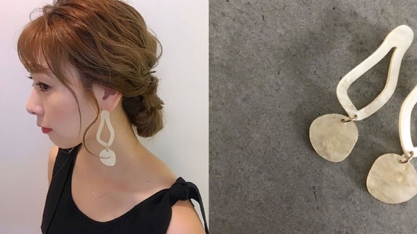 IG美照必備道具！貝殼光妝前乳、微刺青貼紙、髮飾、甲彩上身不套濾鏡都仙